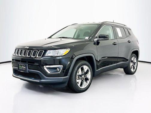 Diamond Black Crystal Pearlcoat 2018 Jeep Compass Limited