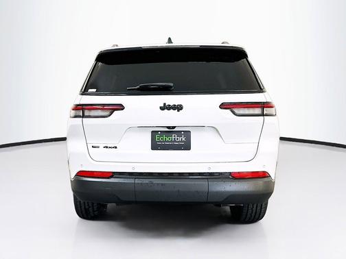 Bright White Clearcoat 2022 Jeep Grand Cherokee L Altitude