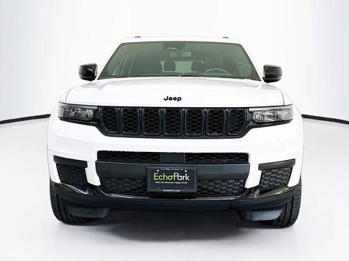 Bright White Clearcoat 2022 Jeep Grand Cherokee L Altitude