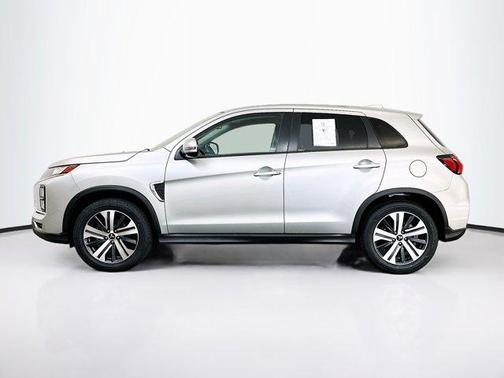 2024 Mitsubishi Outlander Sport SE