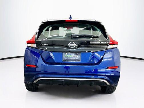 Deep Blue Pearl 2024 Nissan Leaf S