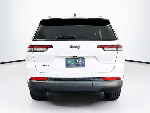 Bright White Clearcoat 2023 Jeep Grand Cherokee L Altitude