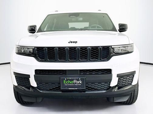 Bright White Clearcoat 2023 Jeep Grand Cherokee L Altitude