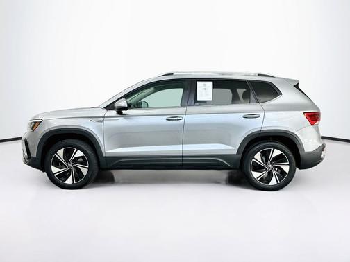 Pyrite Silver Metallic 2023 Volkswagen Taos 1.5T SE