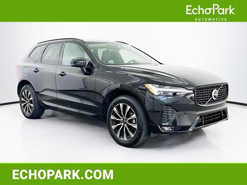 Onyx Black Metallic 2025 Volvo XC60 B5 Core