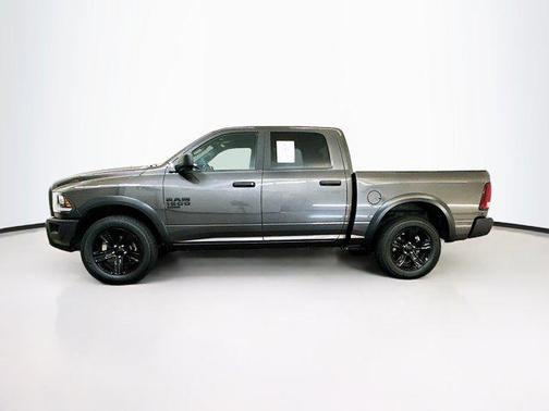 2024 RAM 1500 Classic Warlock Crew Cab 4x4 5'7' Box