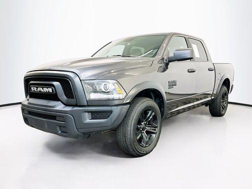 2024 RAM 1500 Classic Warlock Crew Cab 4x4 5'7' Box