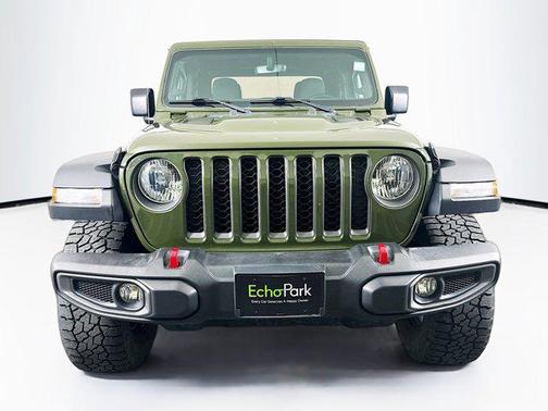 Sarge Green Clearcoat 2022 Jeep Gladiator Rubicon