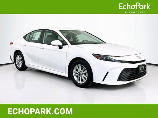 Ice Cap 2025 Toyota Camry LE