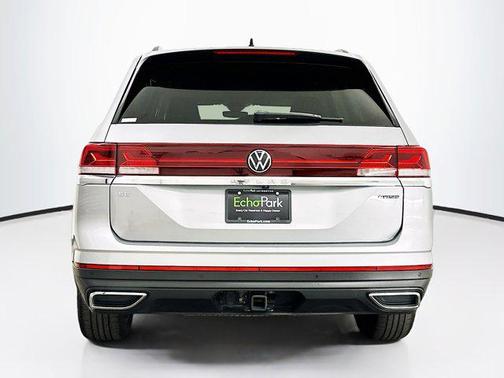 2024 Volkswagen Atlas 2.0T SE w/Technology 4MOTION