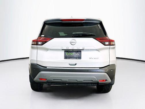Brilliant Silver Metallic 2023 Nissan Rogue SV