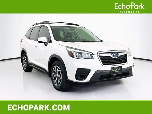 Crystal White Pearl 2019 Subaru Forester Premium