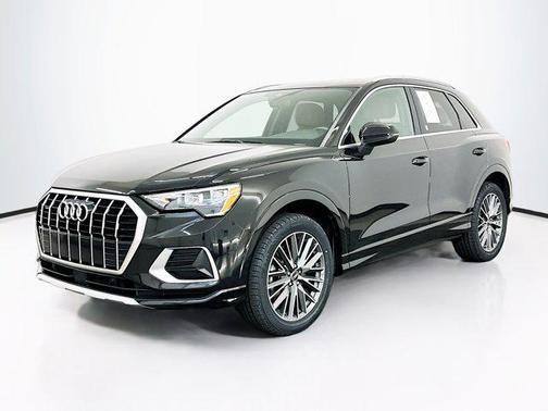 2022 Audi Q3 40 Premium