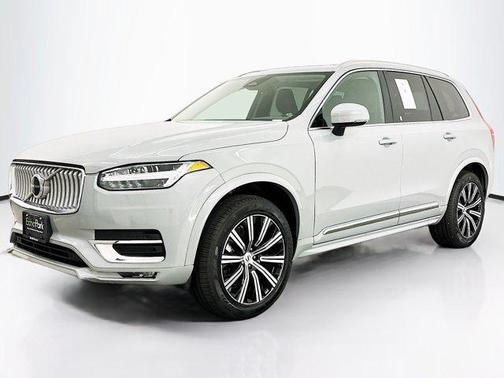 2025 Volvo XC90 B5 Core