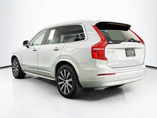 2025 Volvo XC90 B5 Core