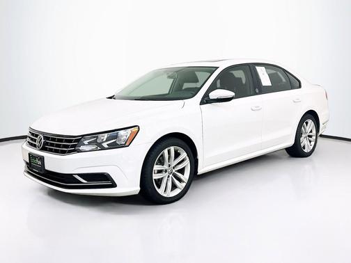 Deep Black Pearl 2019 Volkswagen Passat 2.0T Wolfsburg Edition