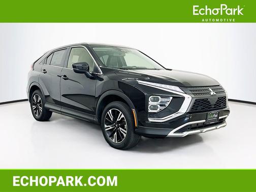 Labrador Black Pearl 2025 Mitsubishi Eclipse Cross SE