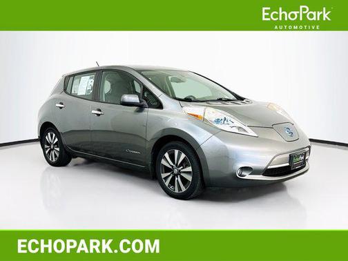 Gun Metallic 2015 Nissan Leaf SV