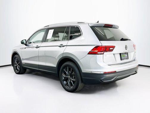 2024 Volkswagen Tiguan 2.0T SE 4MOTION