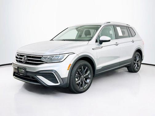 2024 Volkswagen Tiguan 2.0T SE 4MOTION