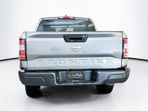 2023 Nissan Frontier S