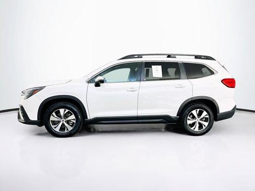 Crystal White Pearl 2023 Subaru Ascent Premium 7-Passenger