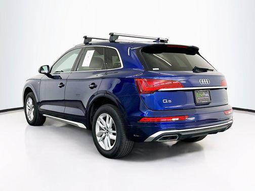2022 Audi Q5 45 S line Premium