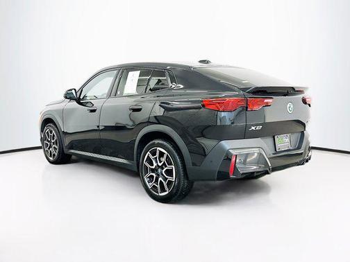 2025 BMW X2 xDrive28i