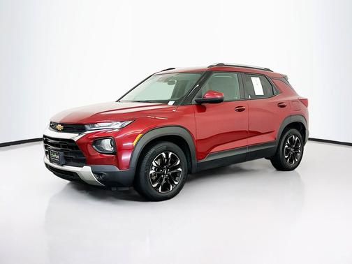 Crimson Metallic 2022 Chevrolet Trailblazer LT