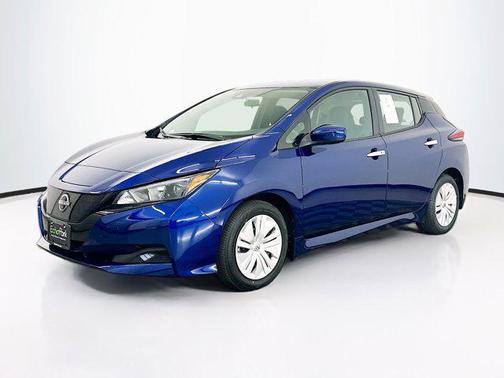 2025 Nissan Leaf S