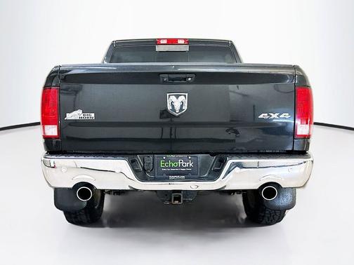 Brilliant Black Crystal Pearlcoat 2017 RAM 1500 Big Horn