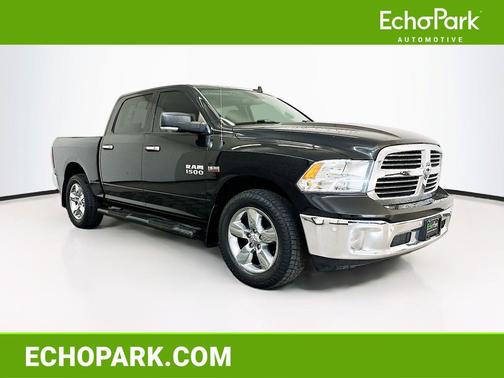 Brilliant Black Crystal Pearlcoat 2017 RAM 1500 Big Horn
