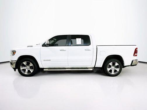 Bright White Clearcoat 2022 RAM 1500 Laramie
