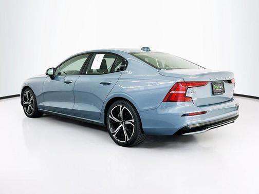 Thunder Grey Metallic 2024 Volvo S60 Core Dark Theme