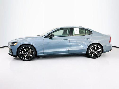 Thunder Grey Metallic 2024 Volvo S60 Core Dark Theme