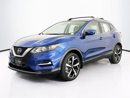 2022 Nissan Rogue Sport SL