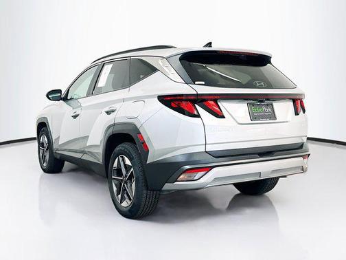Shimmering Silver 2025 Hyundai TUCSON SEL