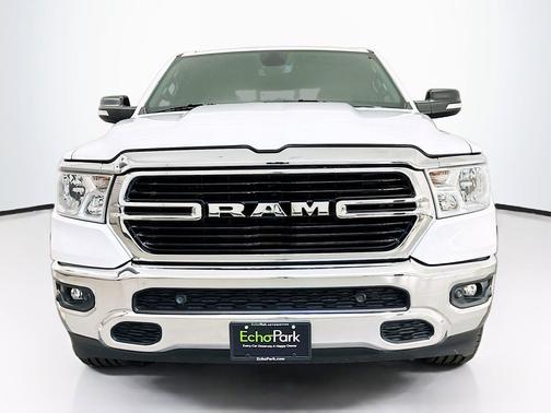 Bright White Clearcoat 2019 RAM 1500 Big Horn