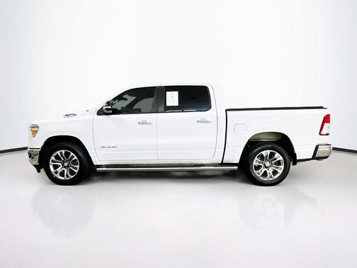 Bright White Clearcoat 2019 RAM 1500 Big Horn