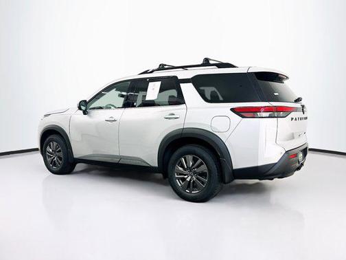 2023 Nissan Pathfinder SV 4WD