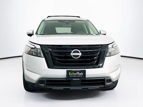 2023 Nissan Pathfinder SV 4WD