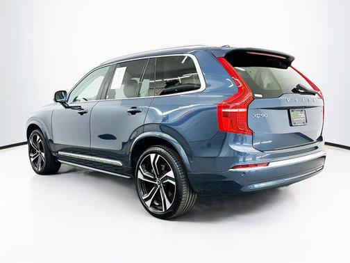 2024 Volvo XC90 B6 Ultimate Bright Theme 7-Seater
