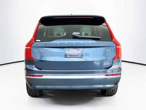 2024 Volvo XC90 B6 Ultimate Bright Theme 7-Seater