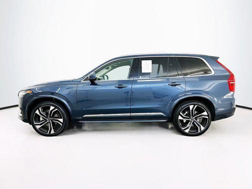 2024 Volvo XC90 B6 Ultimate Bright Theme 7-Seater