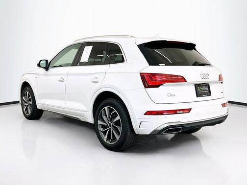 2024 Audi Q5 45 S line Premium Plus