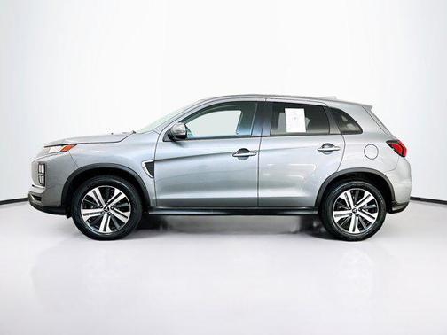 2025 Mitsubishi Outlander Sport SE