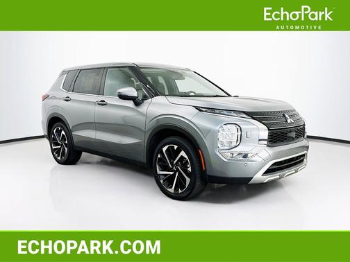 Alloy Silver Metallic 2024 Mitsubishi Outlander SE S-AWC