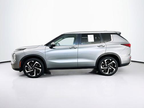 Alloy Silver Metallic 2024 Mitsubishi Outlander SE S-AWC