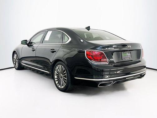 2020 Kia K900 Luxury