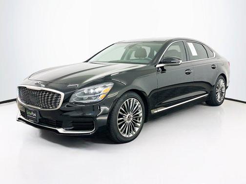 2020 Kia K900 Luxury
